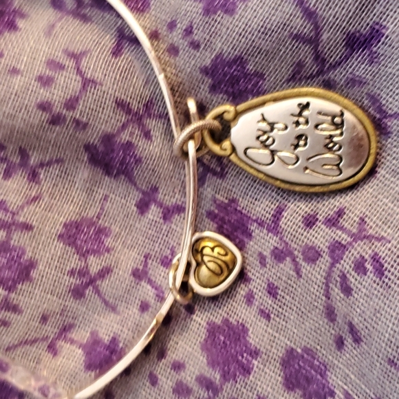 Brighton Joy to the world 🌎 Bracelet - Picture 3 of 9